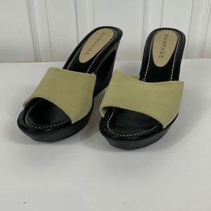 Rampage chick size 9M khaki open toed slip on 3 3/4 heeled shoe.
